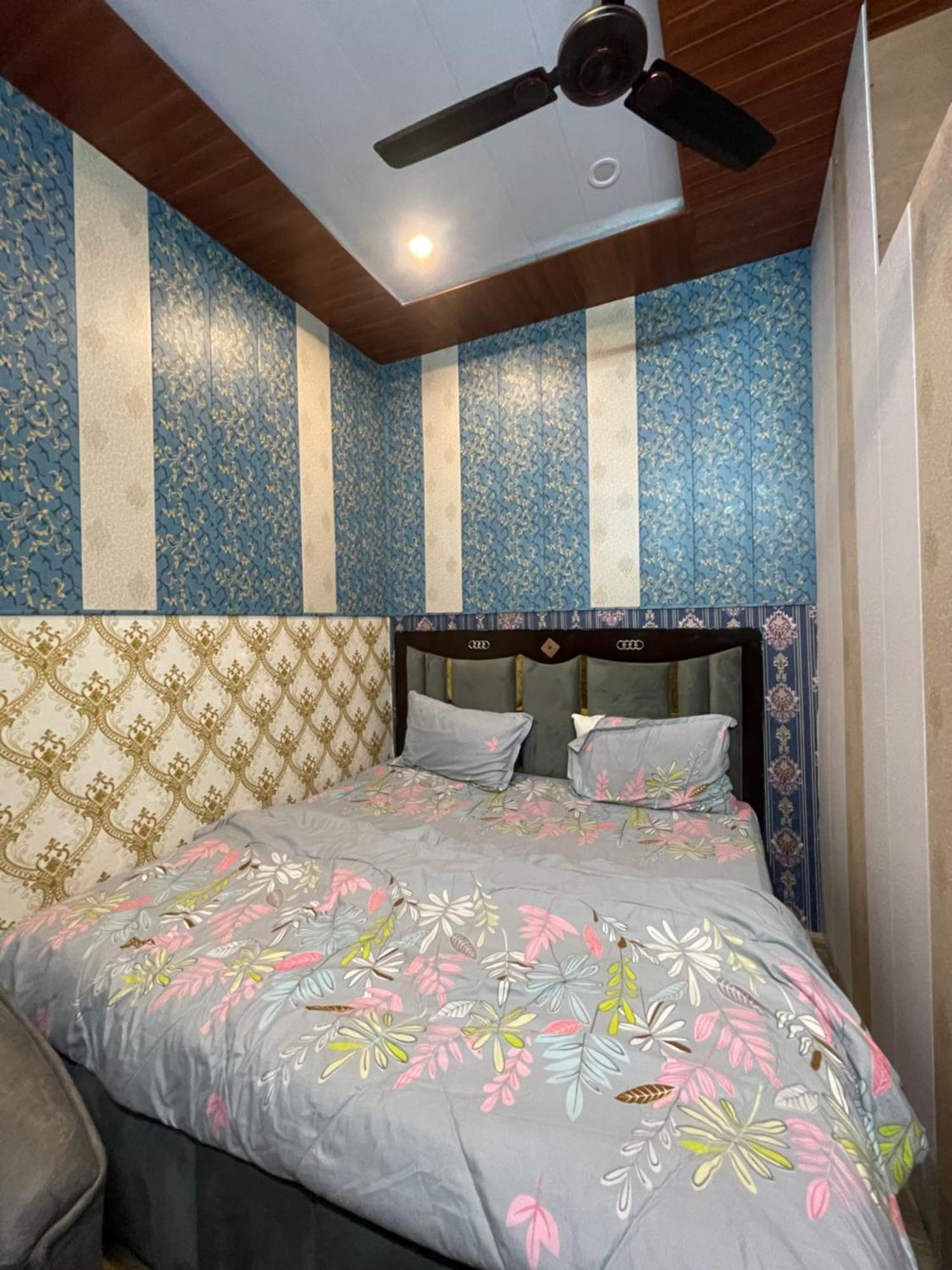Swastik Home Stay Ravindpuri Варанаси Экстерьер фото