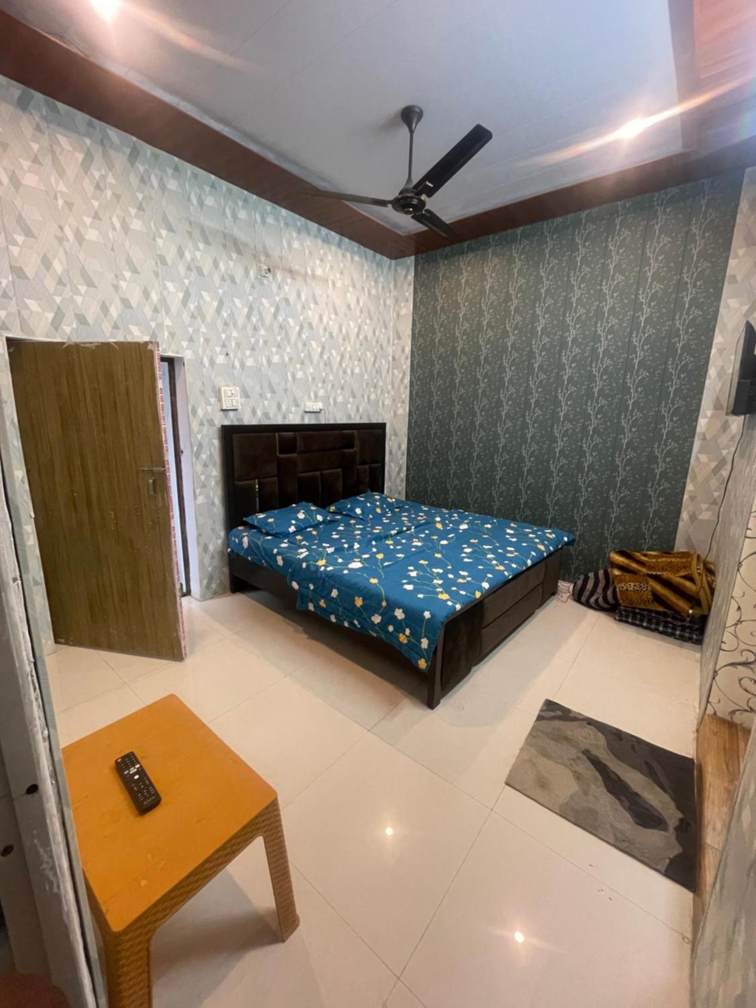 Swastik Home Stay Ravindpuri Варанаси Экстерьер фото
